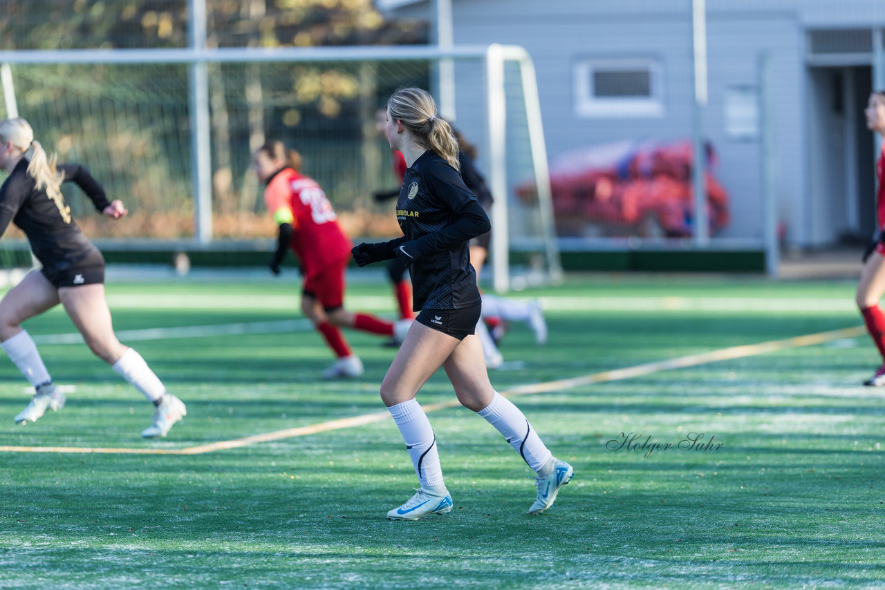 Bild 405 - wBJ VfL Pinneberg2 - Eimsbuttler TV 3 : Ergebnis: 5:0